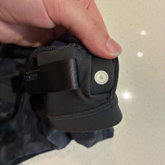 Lululemon Align Tank in Diamond Dye Pitch Grey Graphite Grey Size 8 - Picture 7 of 7